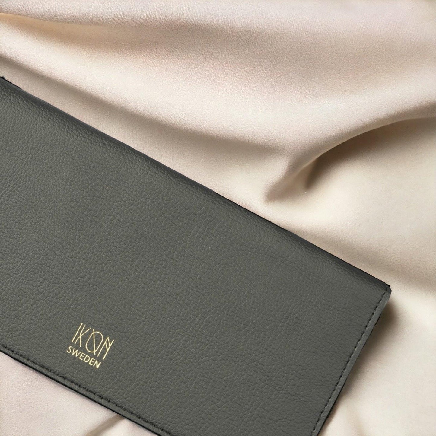 Black Vegan Cactus Leather Slim Wallet