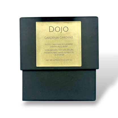 Elegant Gardenia Gardens luxury candle enhancing home ambiance with sophisticated fragrance and design.