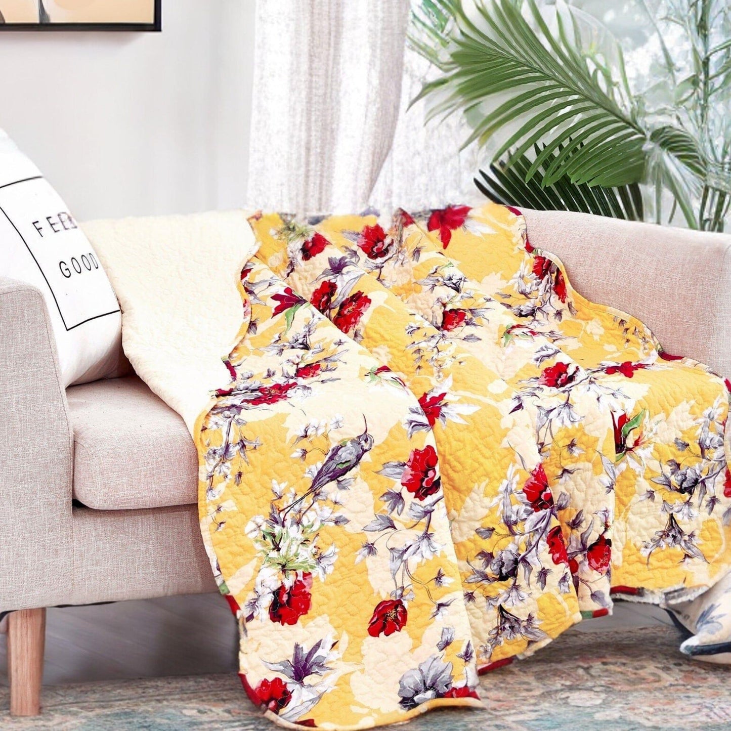 DaDa Bedding Yellow Floral Quilted Throw Blanket - Scalloped Edges with Hourglass Stitching
