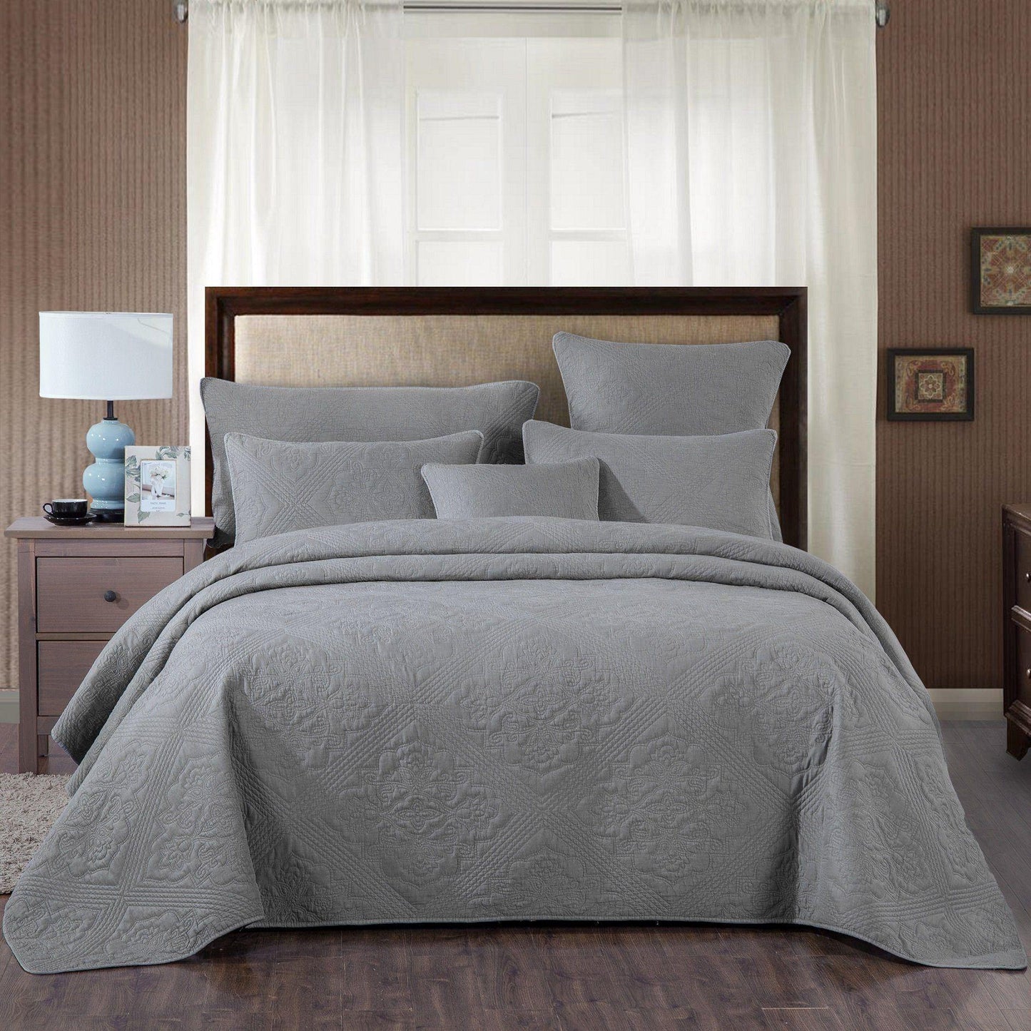 DaDa Bedding Vintage Stone Wash Grey Floral Matelassé Bedspread