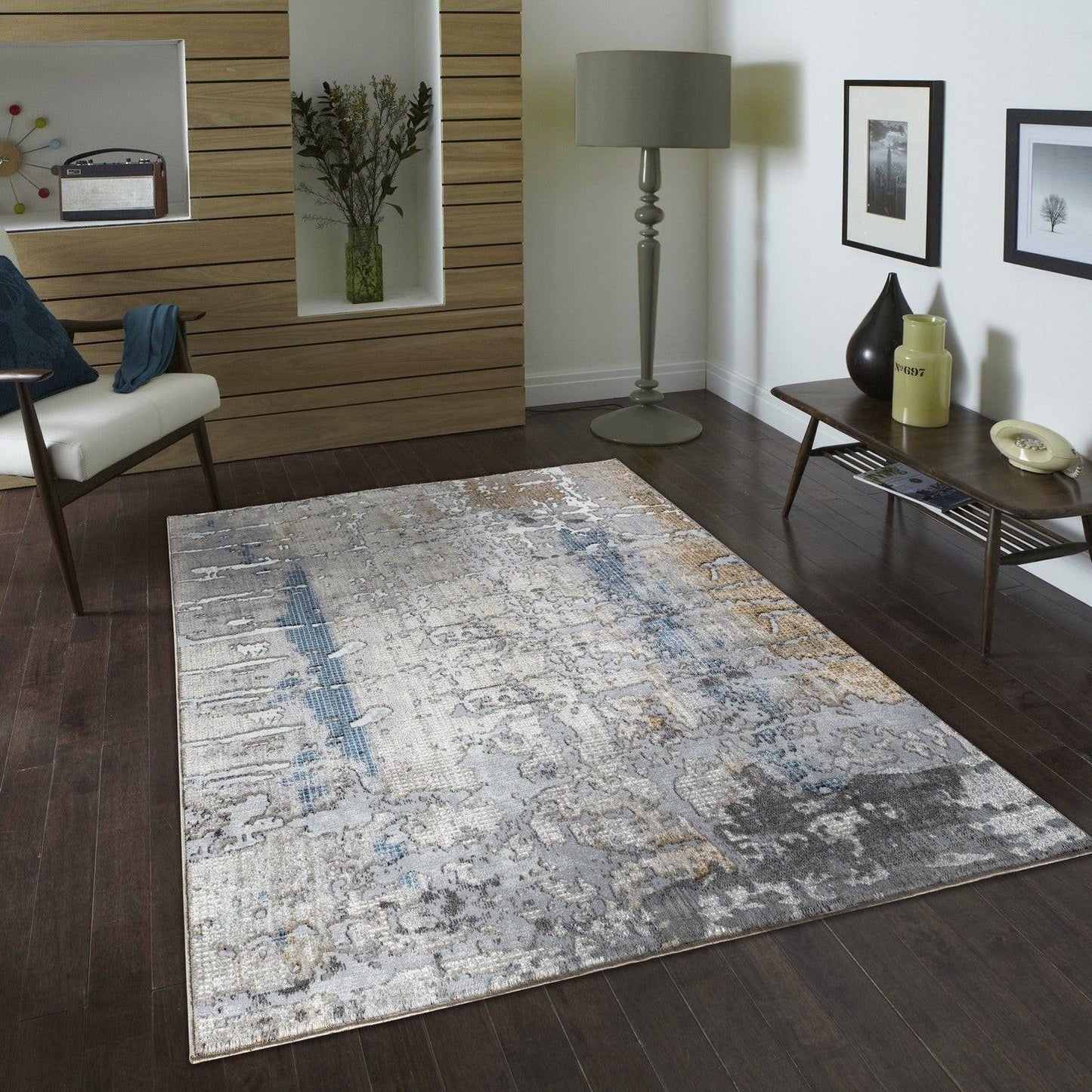 White Abstract Runner 2 Ft. 7 In. X 7 Ft. Rug